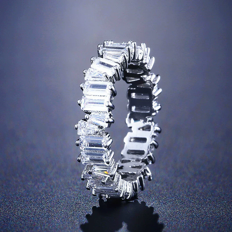 Wholesale Women's Fashion Geometric Copper Ring With Microinlaid Zircon - Image 6