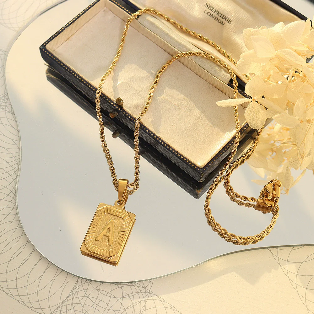 Wholesale Women's Fashion Jewelry Titanium Steel Ferris Wheel Design 18K Gold Plated Square Pendant Clavicle Chain With Letter And Number Patterns - Image 5
