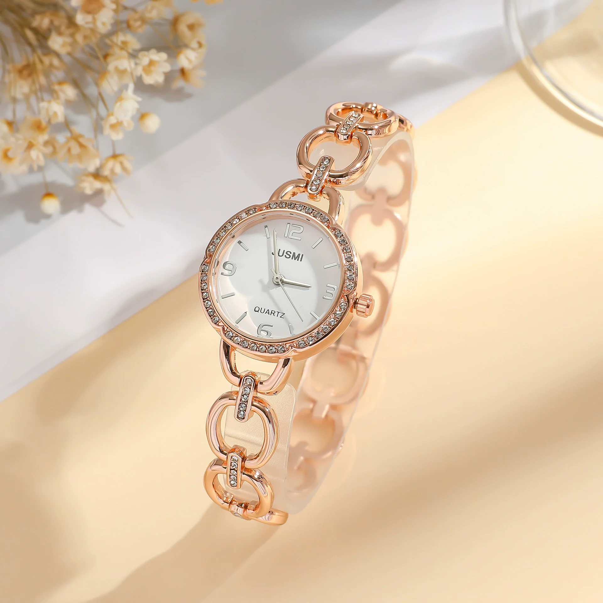 Wholesale Women's Fashion Quartz Watch With Aurora Fritillary Surface Hollow Alloy Case And Strap Round Dial