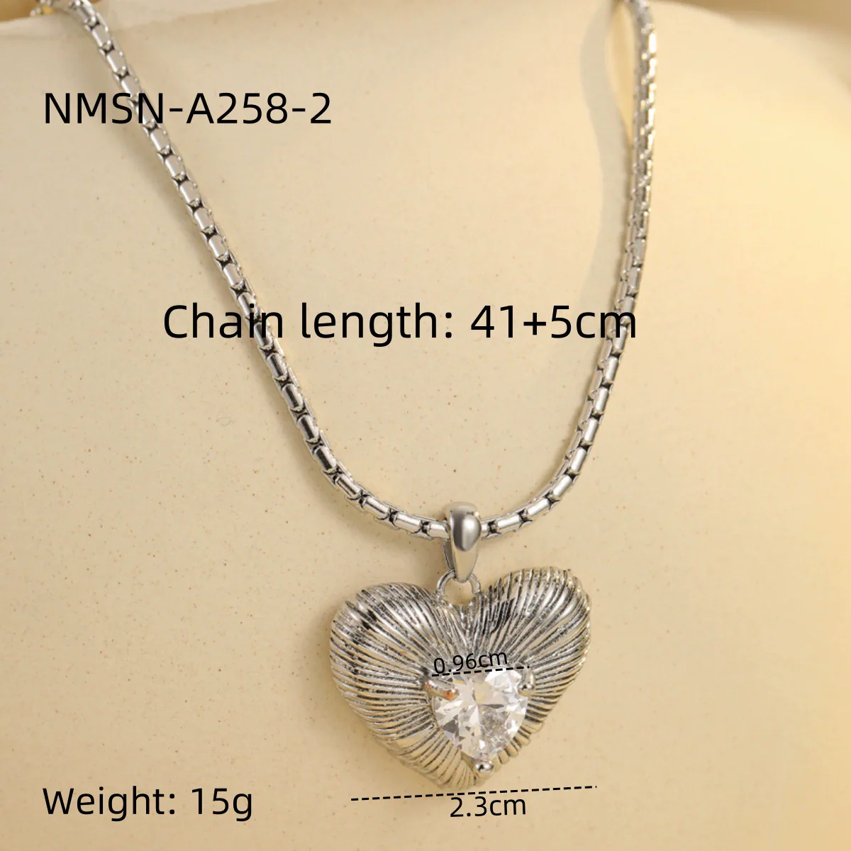 Wholesale Women's Fashion Stainless Steel 18K Electroplated Geometric Heart Pendant Necklace - Image 9