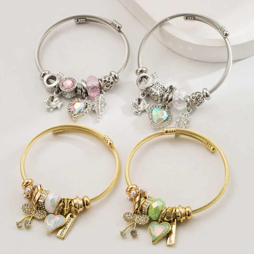 Wholesale Women's Fashion Stainless Steel Alloy Heart Diamond Bracelet