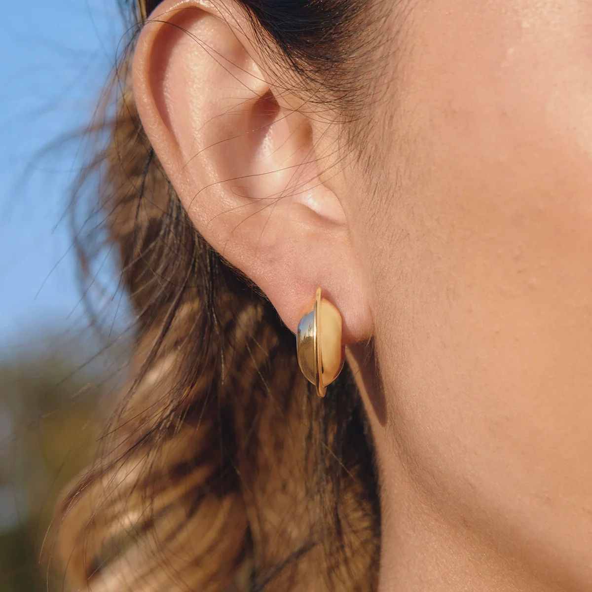 Wholesale Women's Geometric Cshaped Stainless Steel Vacuum Real Gold Plated Earrings - Image 3
