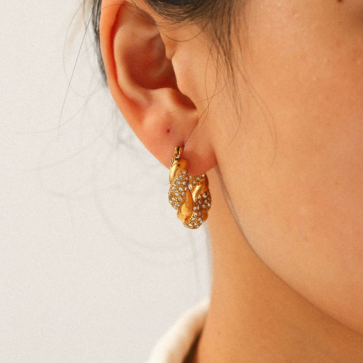 Wholesale Women's Geometric Diamond Stainless Steel Earrings - Image 4