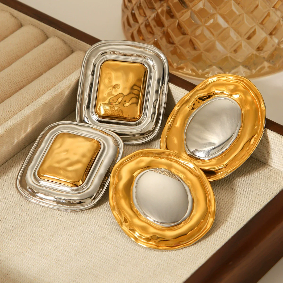 Wholesale Women's Geometric Electroplated Stainless Steel Earrings Light Luxury Highend Jewelry
