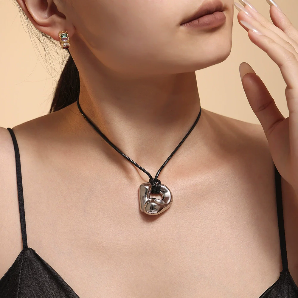 Wholesale Women's Geometric Ferris Wheel Jewelry Adjustable Necklace With Leather Rope Titanium Steel 18K Real Gold Pvd Plated - Image 4