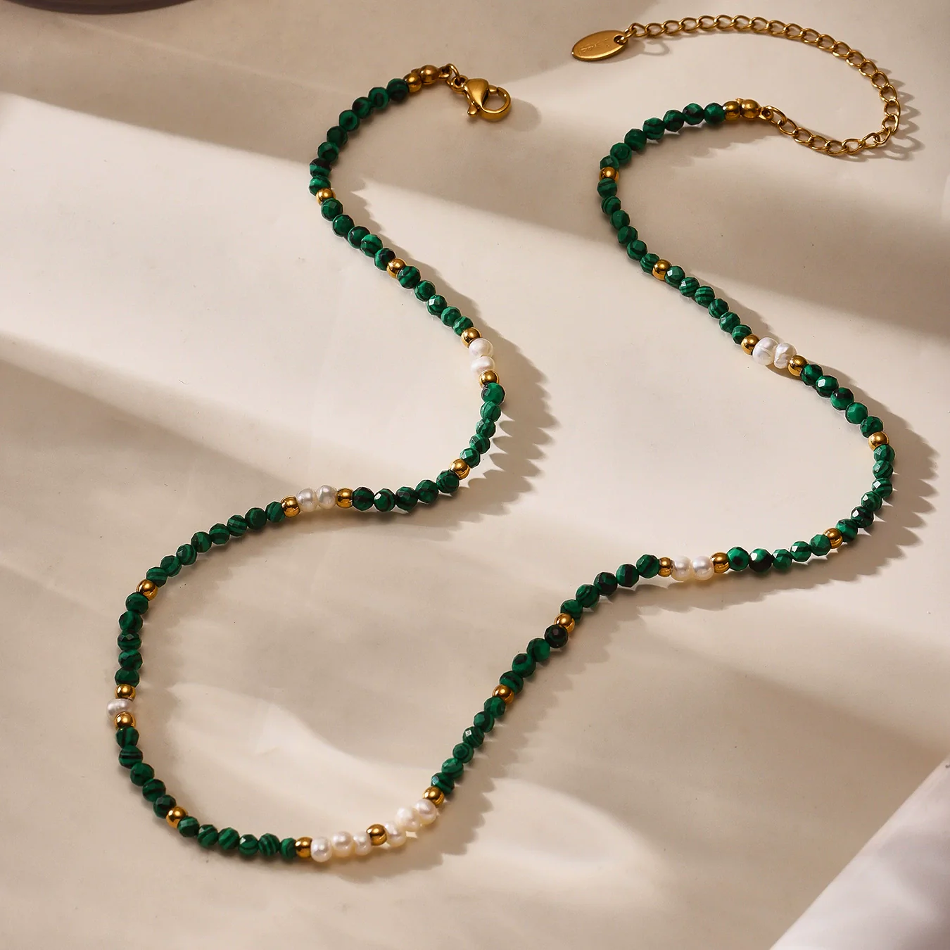 Wholesale Women's Geometric Ferris Wheel Necklace With Malachite Freshwater Pearl And Stainless Steel Electroplated Design - Image 3