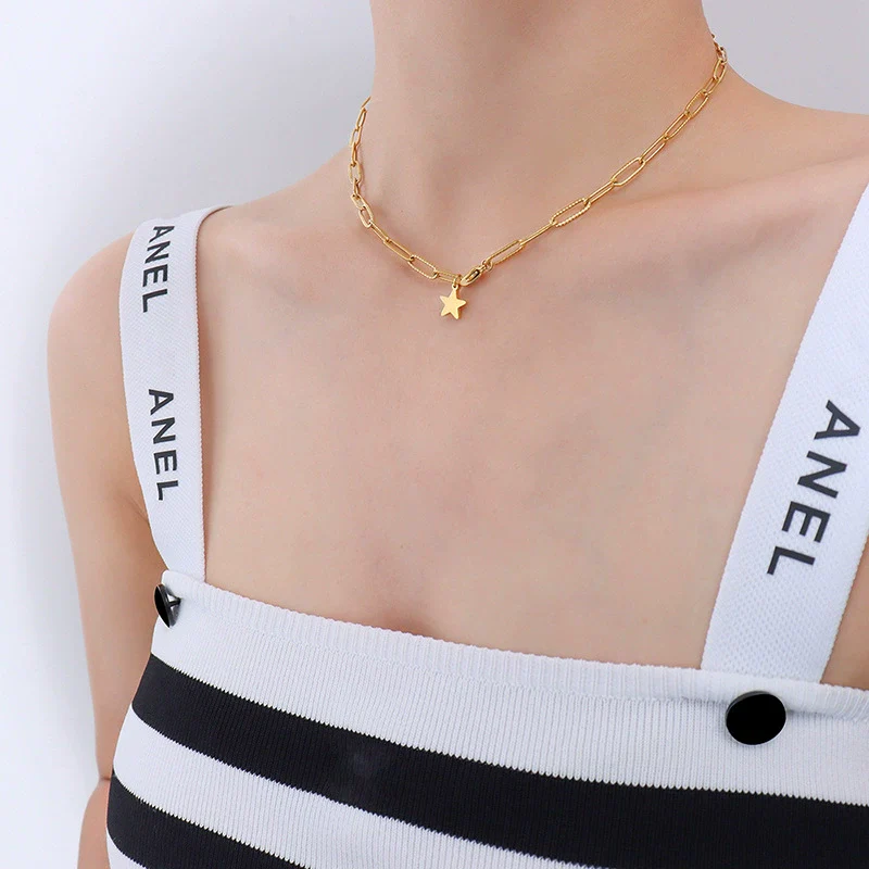 Wholesale Women's Geometric Fivepointed Star Titanium Steel 18 Gold Plated Necklace Jewelry - Image 6