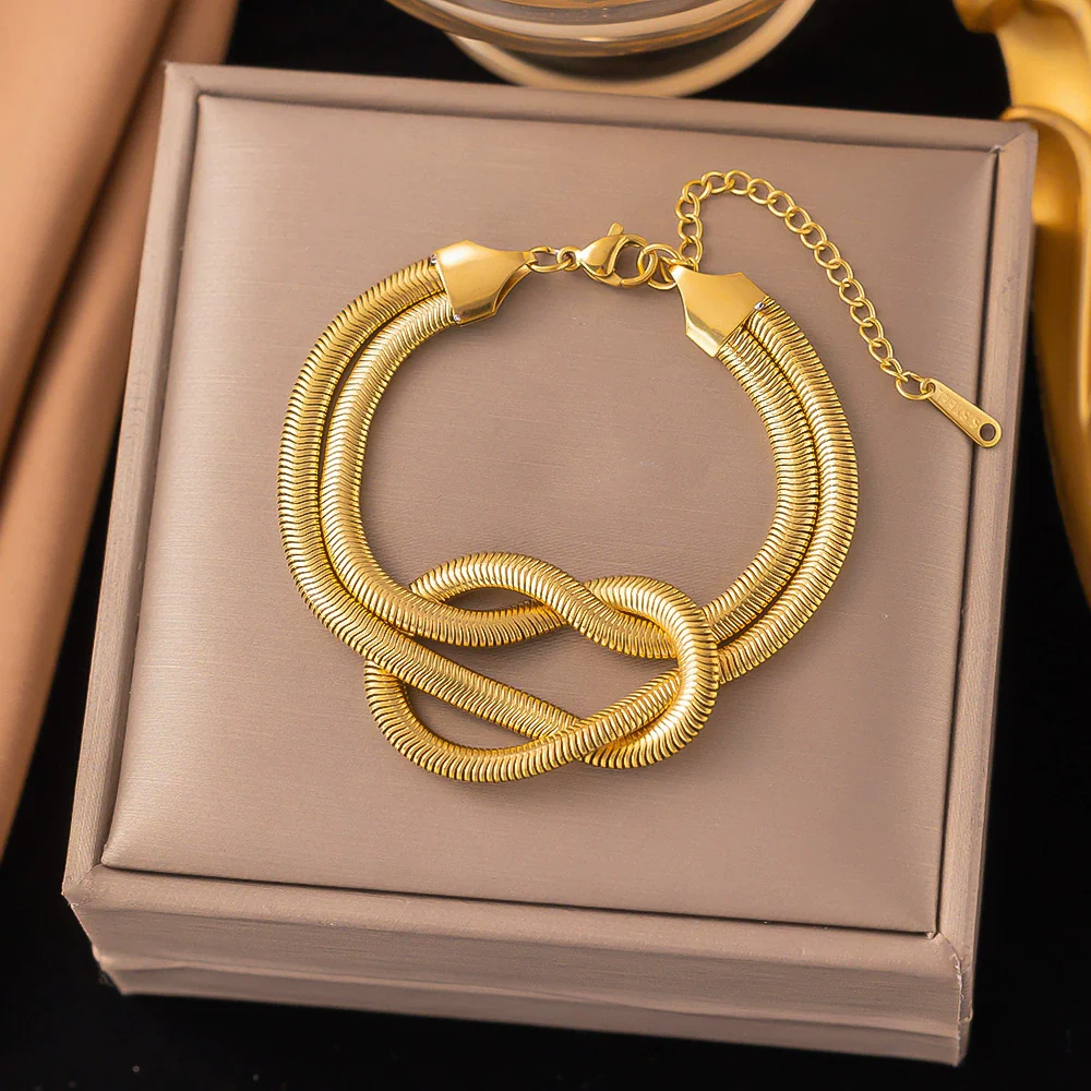 Wholesale Women's Geometric Heart Shape Electroplated Titanium Steel Bracelet Highend Accessory - Image 13