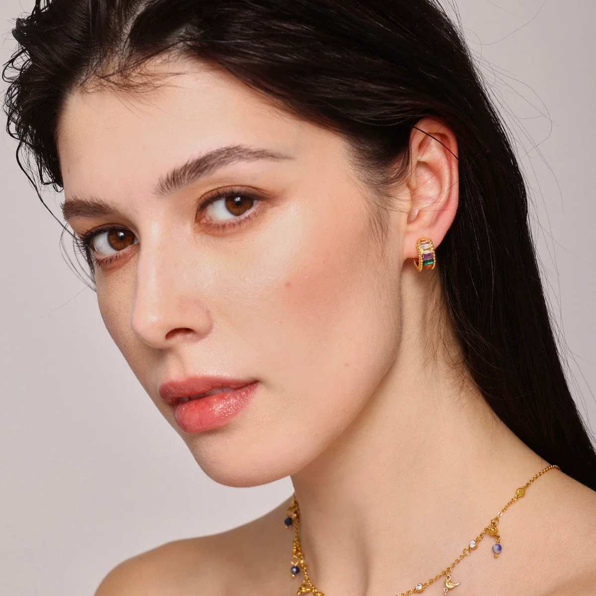 Wholesale Women's Geometric Light Luxury Style Ferris Wheel Rainbow Glass Stone Copper Ear Clips Electroplated - Image 3