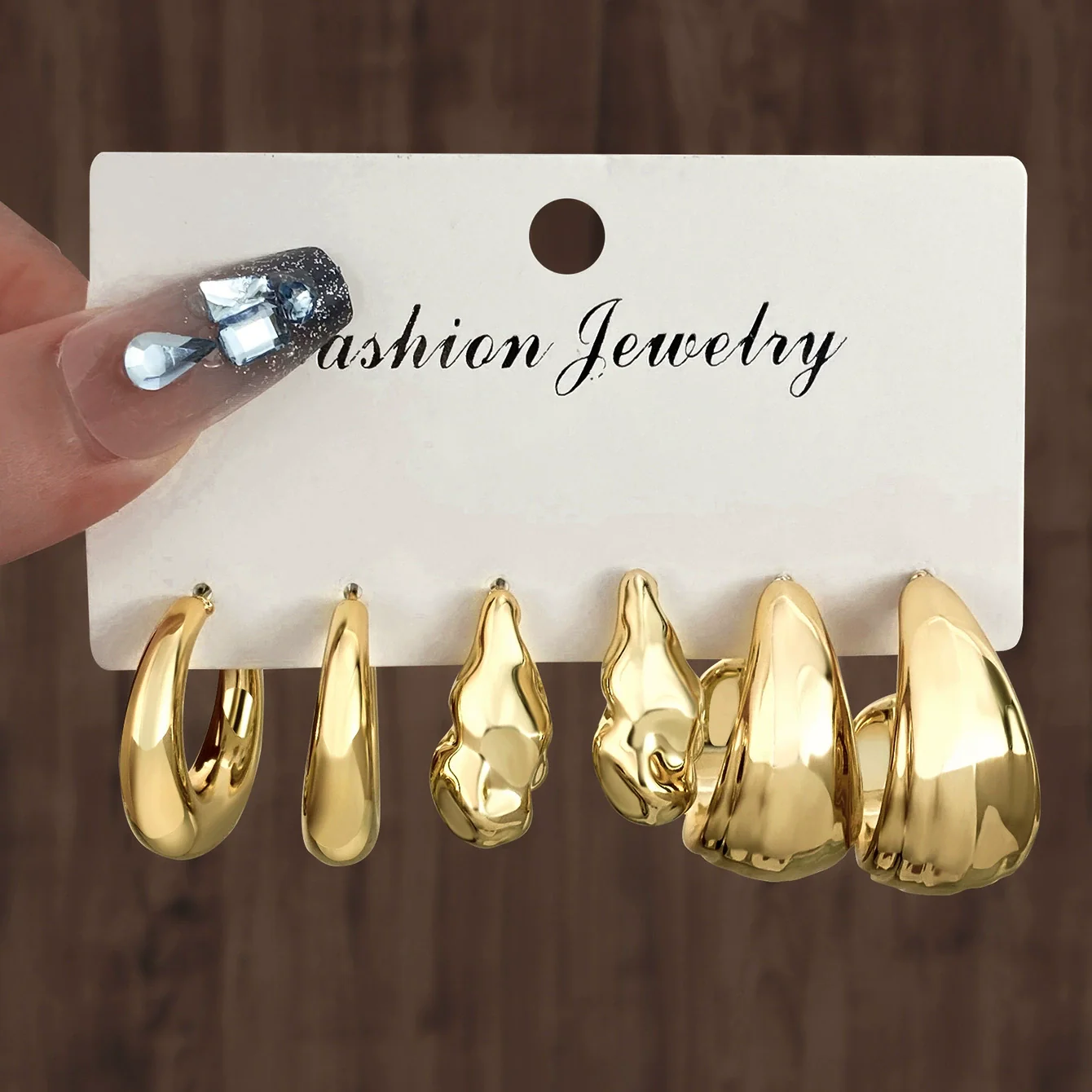 Wholesale Women's Geometric Plastic And Resin Water Drop And Cshaped Earrings With Electroplating Treatment - Image 14