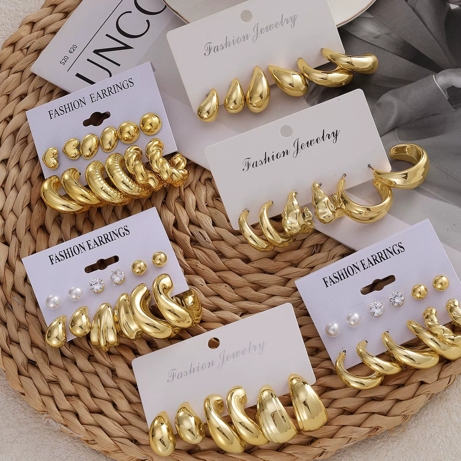 Wholesale Women's Geometric Plastic And Resin Water Drop And Cshaped Earrings With Electroplating Treatment - Image 3