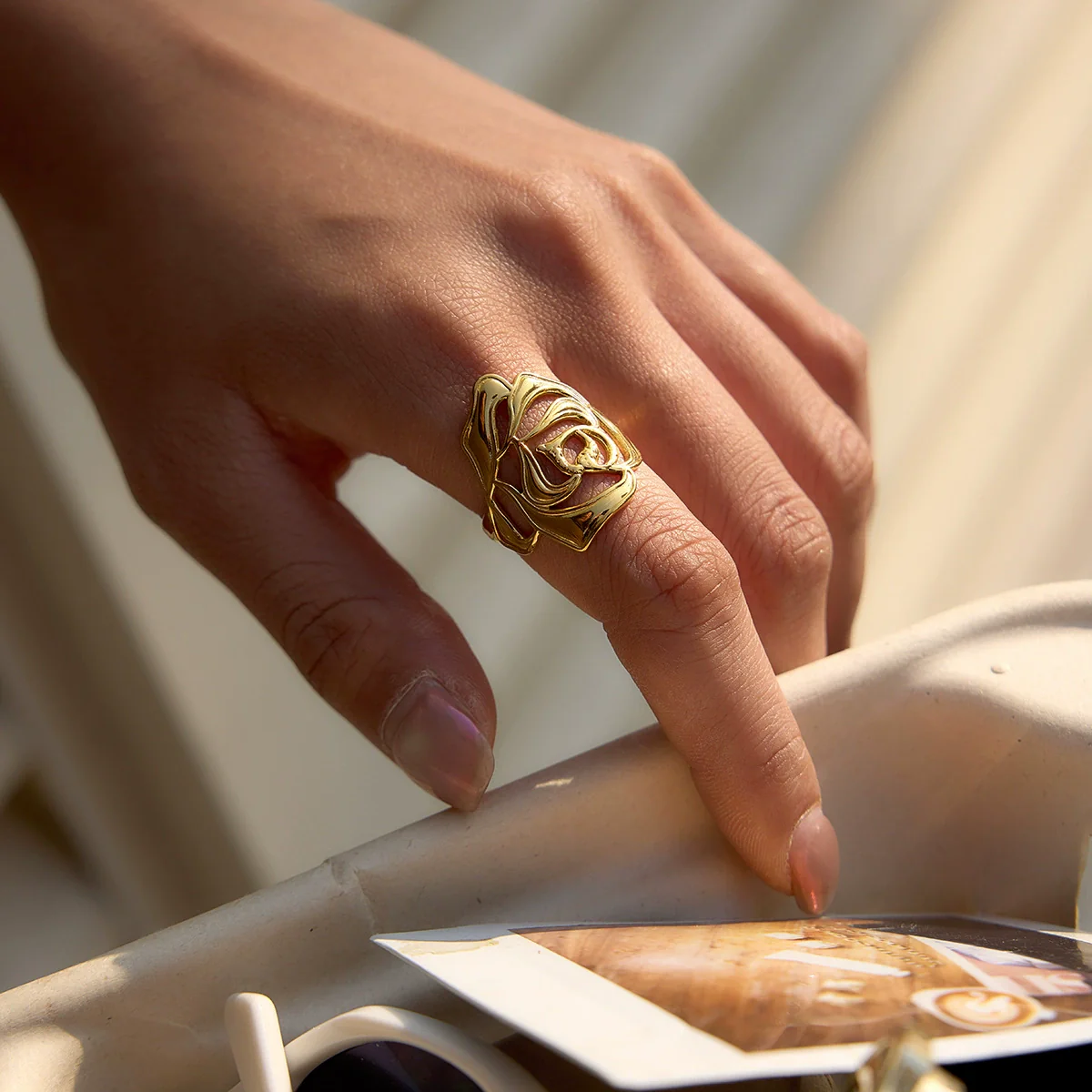 Wholesale Women's Geometric Rose Flower Ring Stainless Steel Vacuum Real Gold Plated Jewelry - Image 3