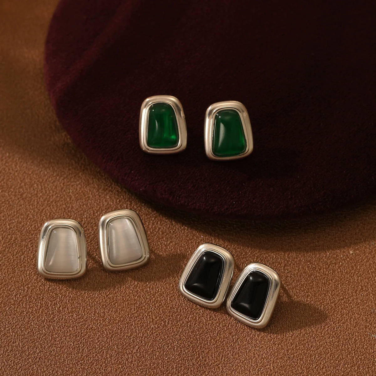 Wholesale Women's Geometric Square Inlaid Zircon Electroplated Stainless Steel Stud Earrings