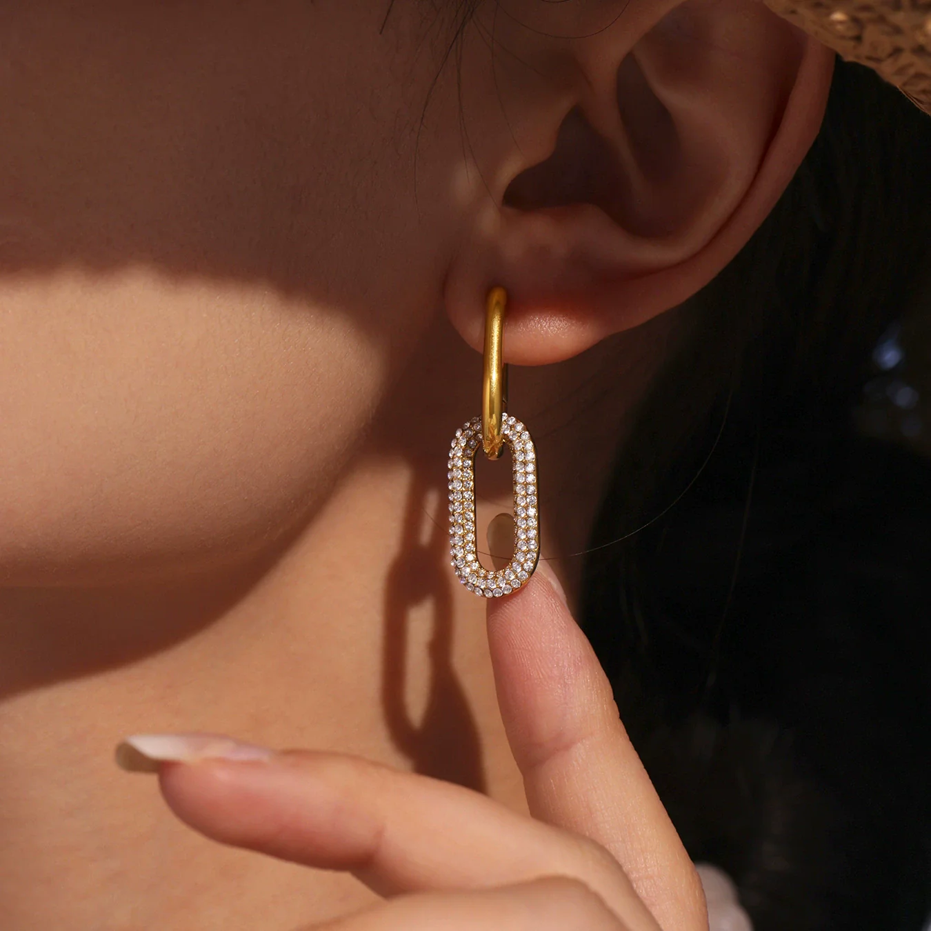 Wholesale Women's Geometric Stainless Steel And Zircon Ferris Wheel Oval Detachable Real Goldplated Earrings With Microencrusted Zircon - Image 3
