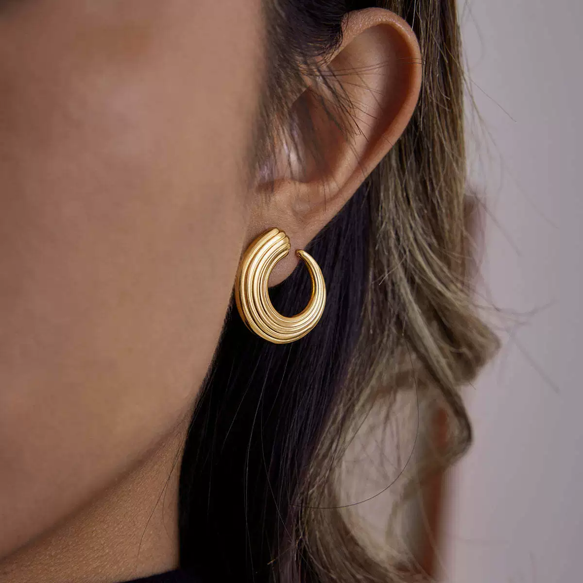 Wholesale Women's Geometric Stainless Steel Earrings With Pvd Furnace Vacuum Real Gold Plating - Image 3