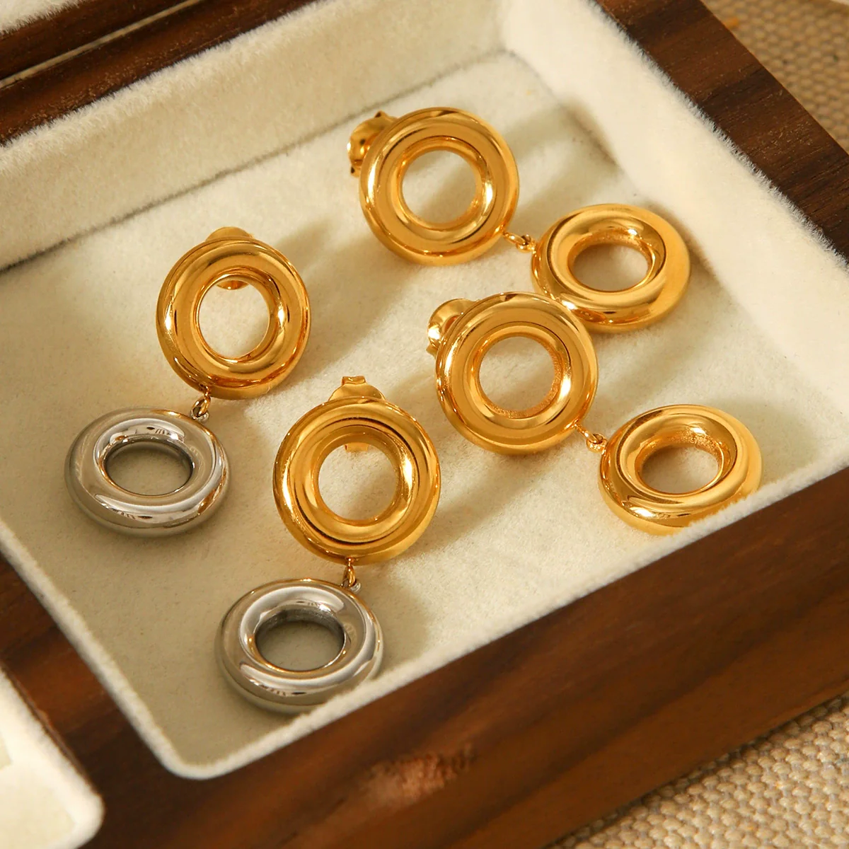 Wholesale Women's Geometric Stainless Steel Earrings With Pvd Furnace Vacuum Real Gold Plating - Image 4