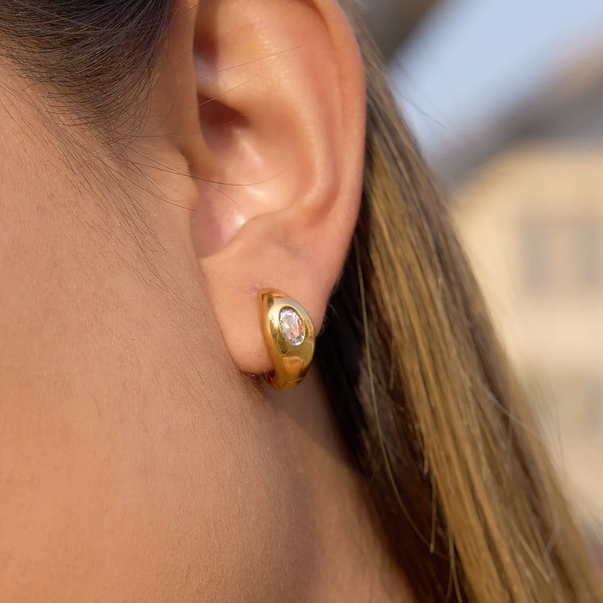 Wholesale Women's Geometric Stainless Steel Electroplated Eggshaped Zircon Earrings - Image 2