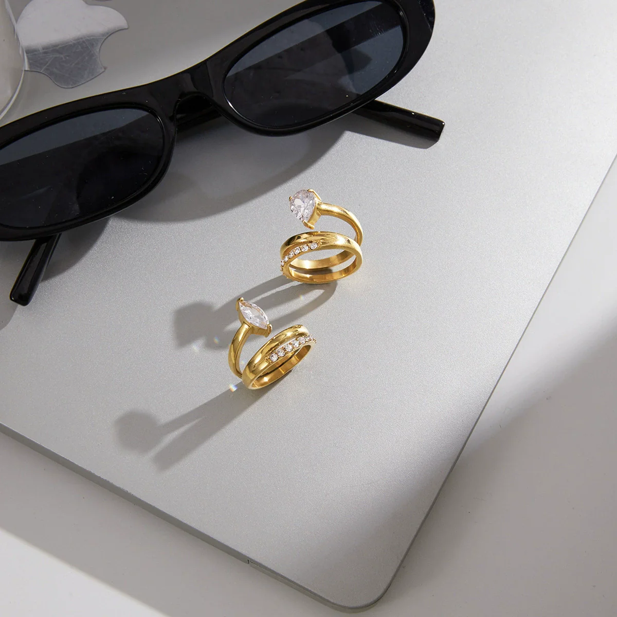 Wholesale Women's Geometric Stainless Steel Open Ring With Vacuum Real Gold Plating In Pvd Furnace Accessories Jewelry - Image 4