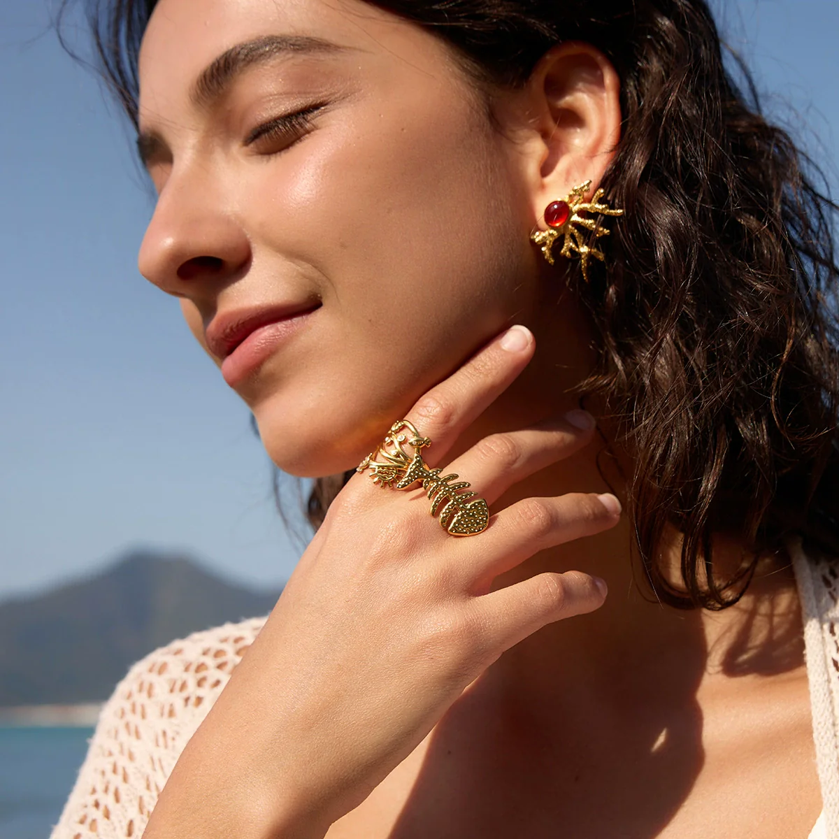 Wholesale Women's Geometric Stainless Steel Ring With Vacuum Real Gold Plating In Pvd Furnace And Niche Design - Image 3