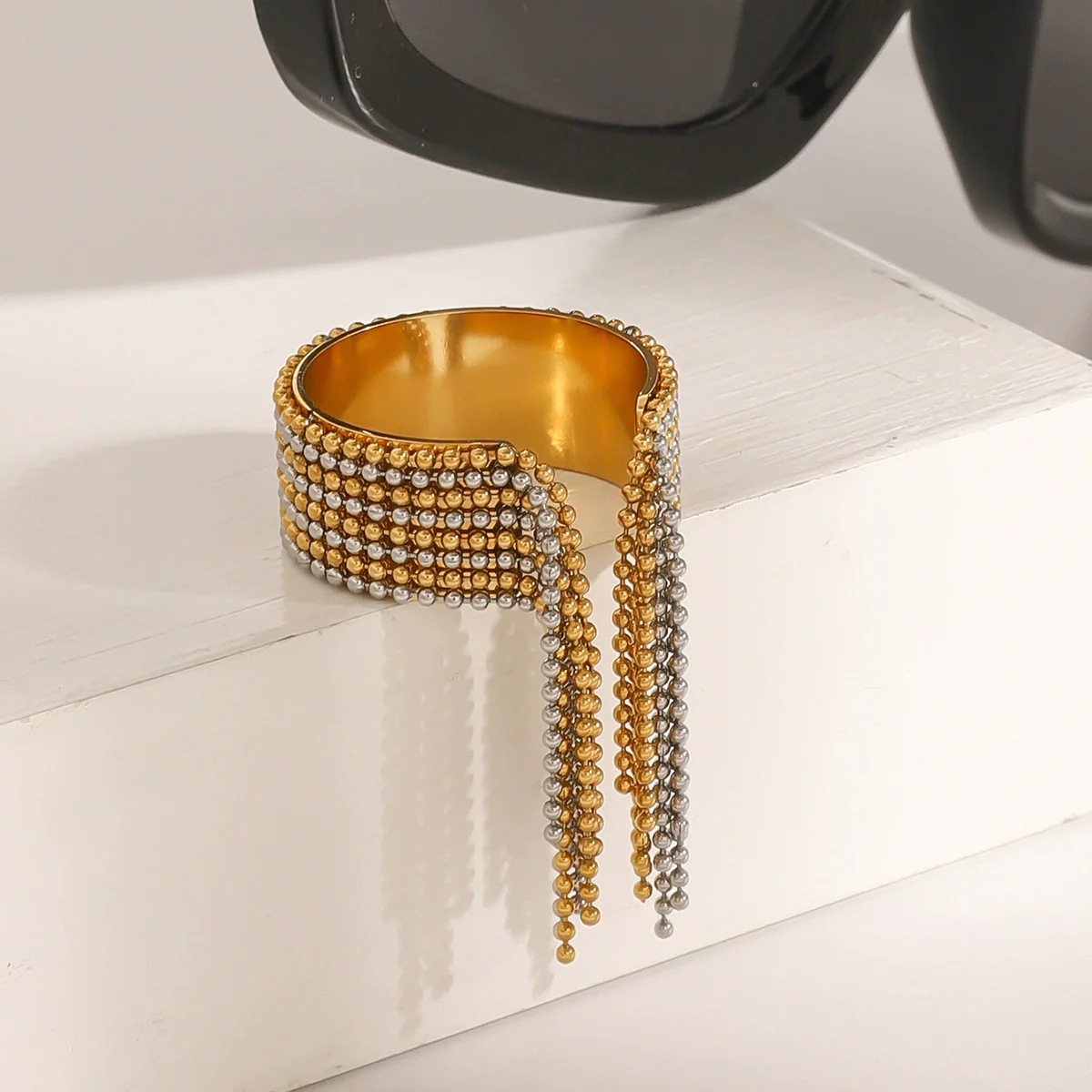 Wholesale Women's Geometric Stainless Steel Tassel Opening Ring With Electroplating - Image 4