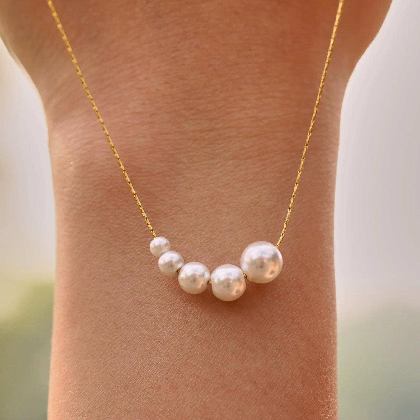 Wholesale Women's Geometric Titanium Steel Electroplated Five Bead Clavicle Necklace - Image 4