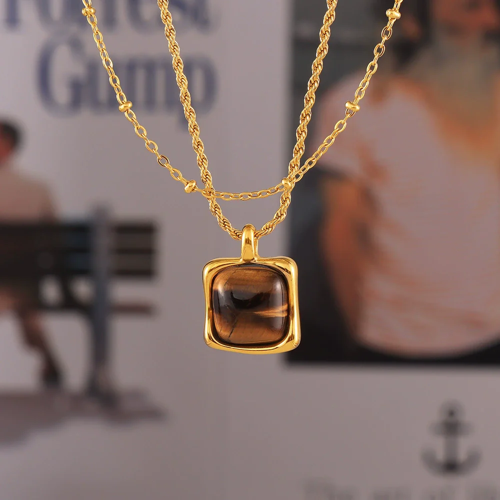 Wholesale Women's Geometric Titanium Steel Inlaid Tiger's Eye Stone Pendant Necklace With 18K Gold Plated Electroplating And Twist Chain - Image 4