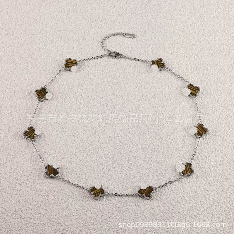 Wholesale Women's Gold Plated Titanium Steel Leaf Pattern Chain Necklace - Image 4