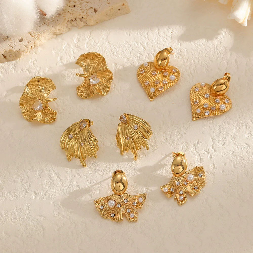 Wholesale Women's Heart Shape Geometric Stainless Steel Diamondencrusted Zircon Earrings With Pvd Furnace Vacuum Real Gold Plating - Image 3