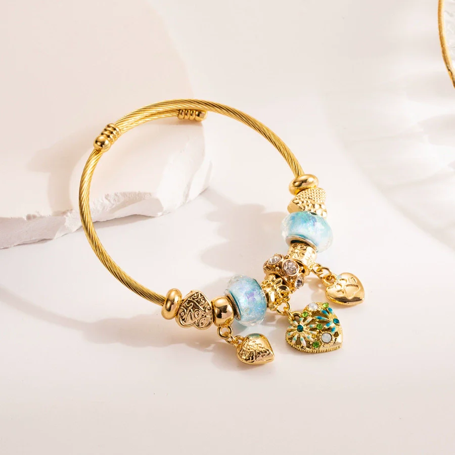 Wholesale Women's Heartshaped Diamond Alloy Bracelet For Students And Girlfriends - Image 3