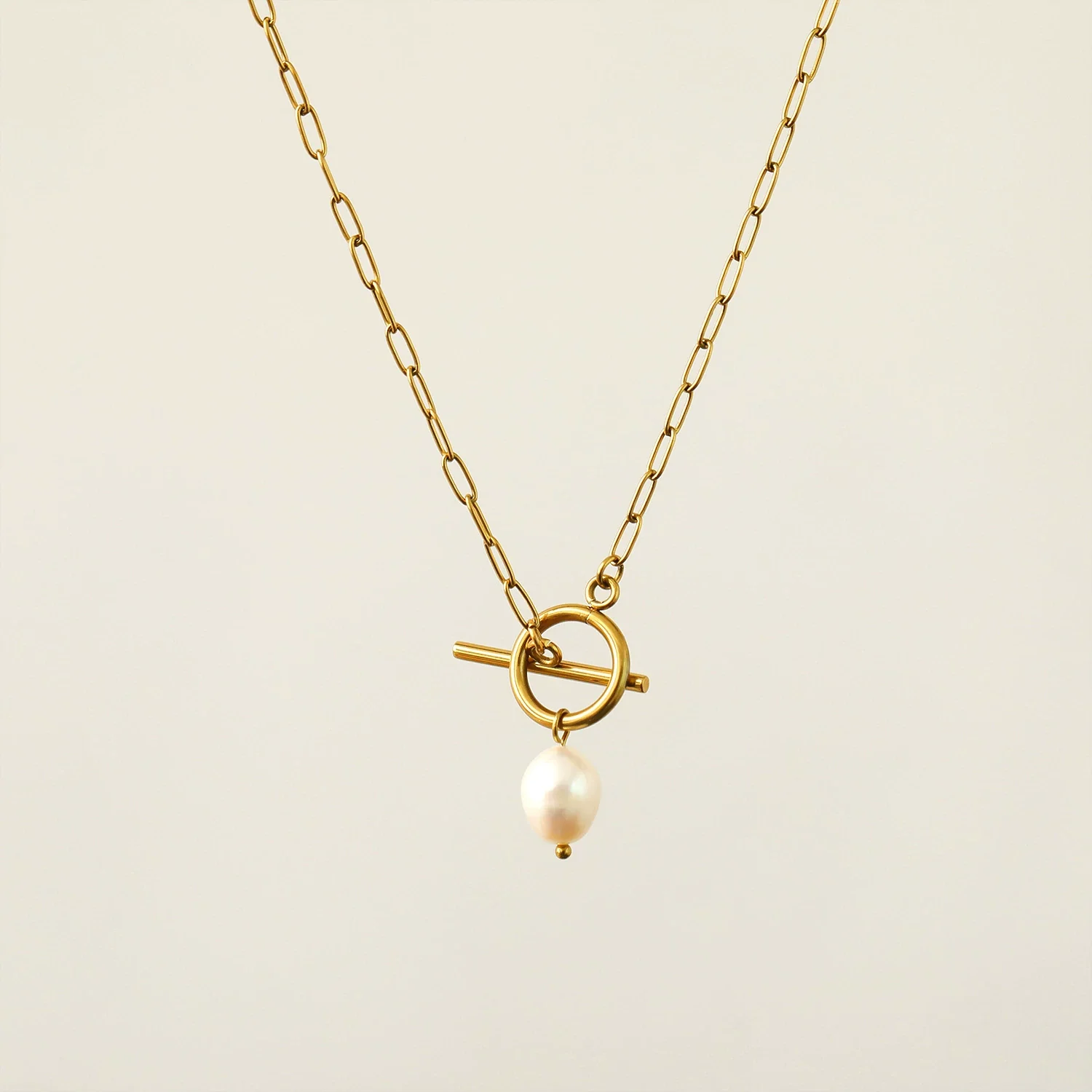 Wholesale Women's Hip Hop Stainless Steel Baroque Pearl Pendant Necklace With Geometric Pattern And Gold Plated Bamboo Chain