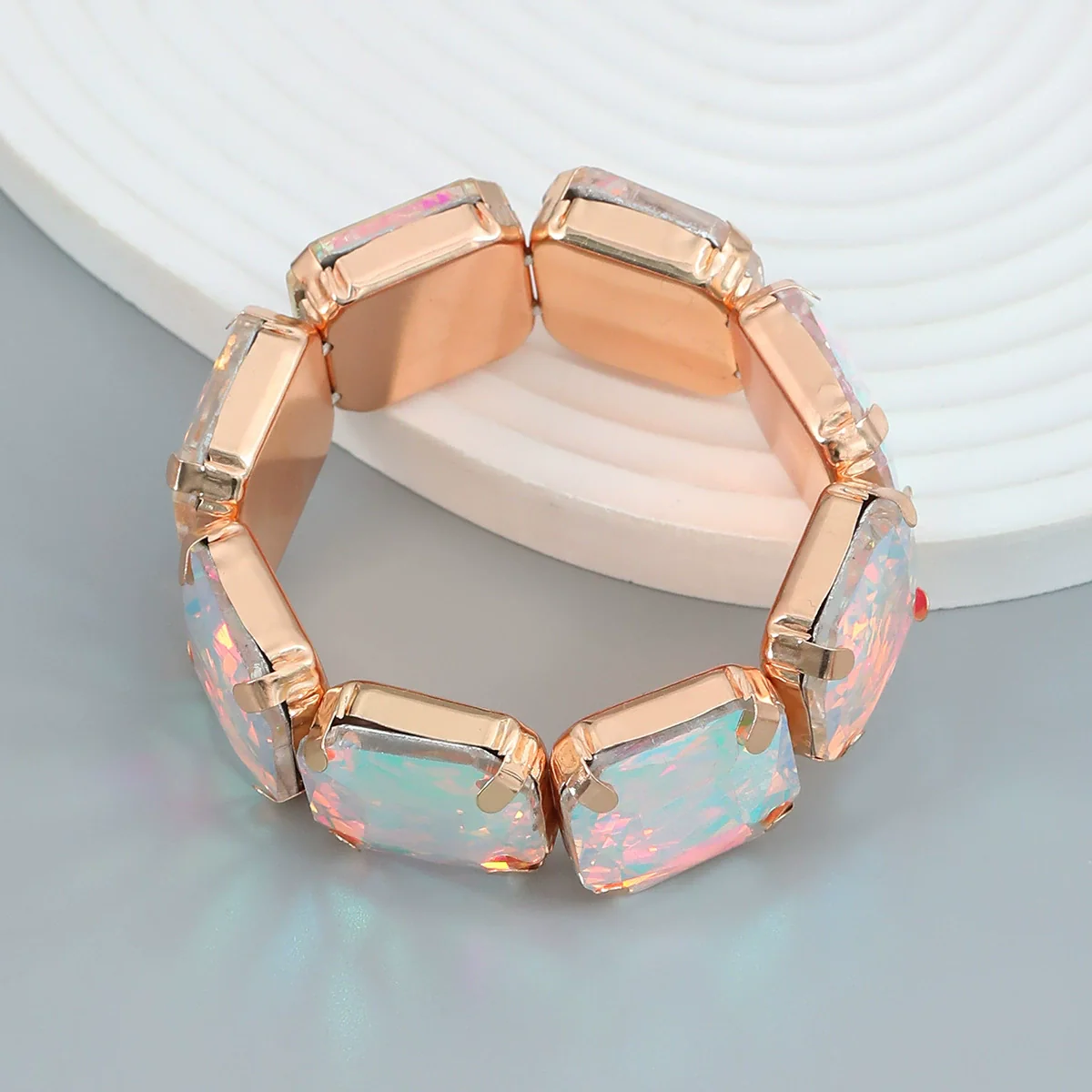 Wholesale Women's Hiphop Alloy Bracelet With Geometric Design And Diamond Accents - Image 2