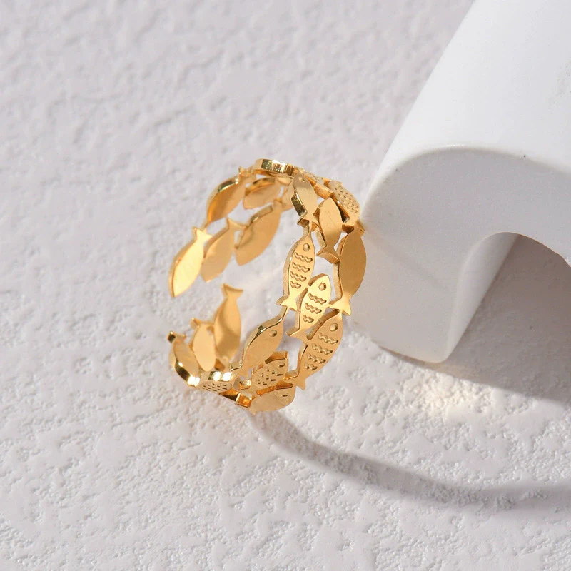 Wholesale Women's Hollow Three Layer Fish Geometric Stainless Steel Ring With 18K Gold Electroplating - Image 4