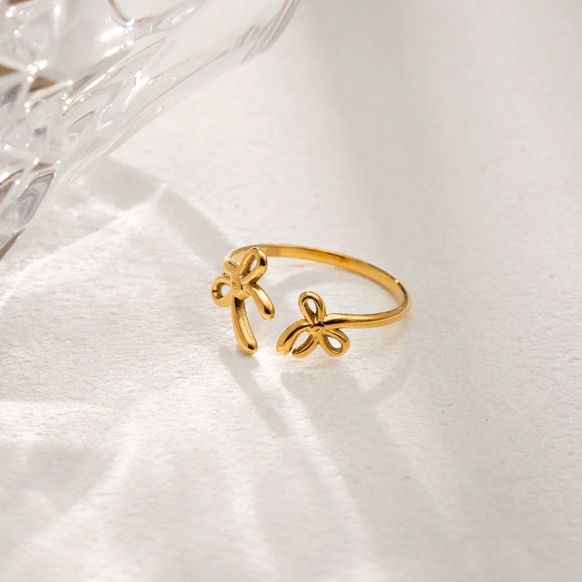 Wholesale Women's Ins Style Electroplated 18K Gold Stainless Steel Bow Tie Ring Accessories - Image 2