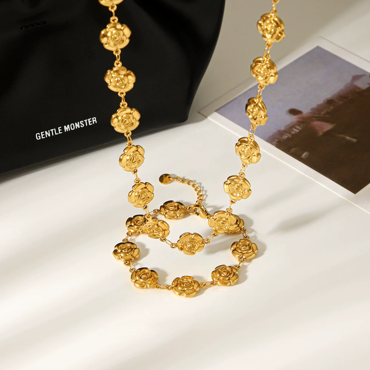 Wholesale Women's Ins Style Flower Pattern Stainless Steel Electroplated Necklace And Bracelet Jewelry - Image 4