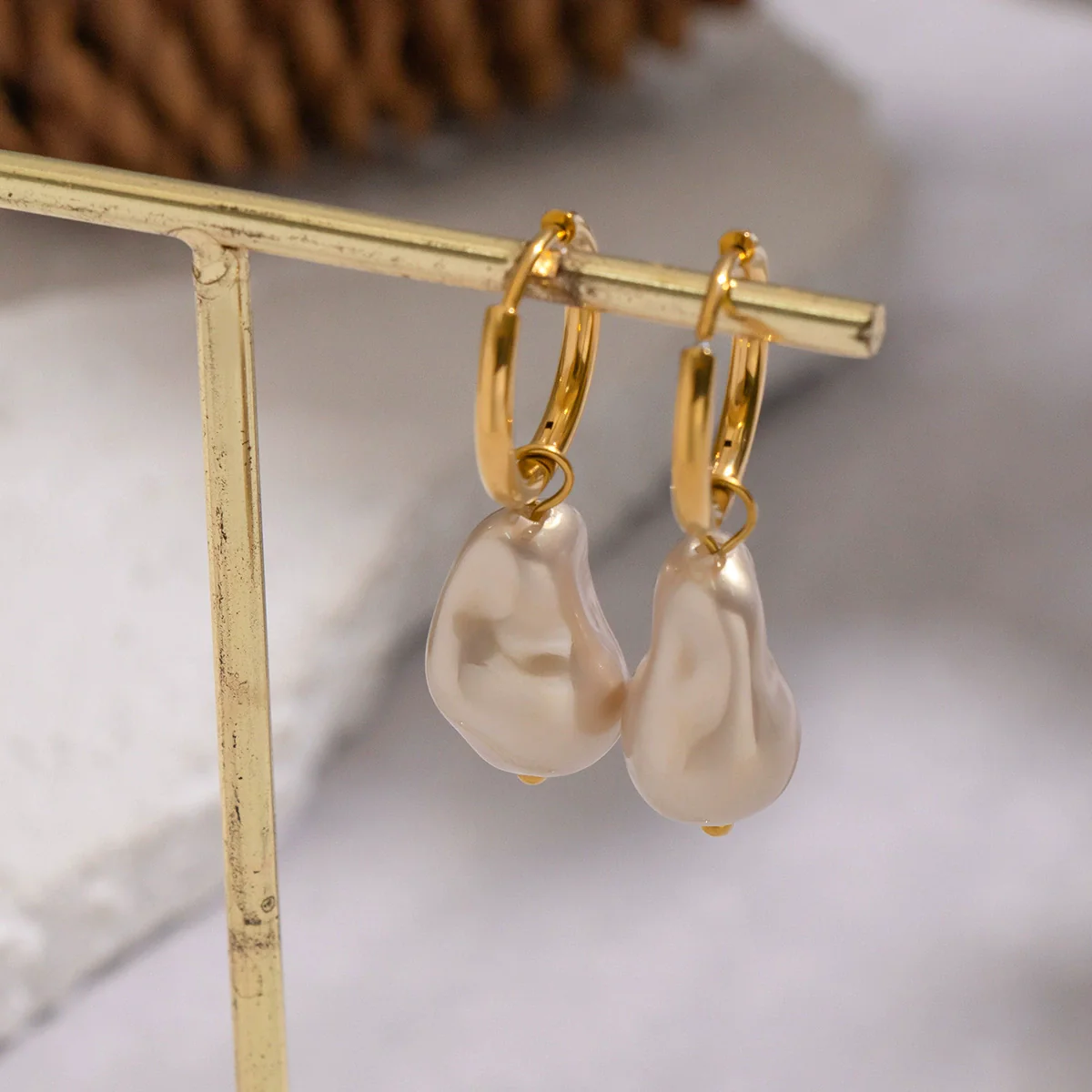 Wholesale Women's Irregular Baroque Geometric Light Luxury Minimalist Stainless Steel Pvd Furnace Vacuum Real Gold Plated Pearl Earrings Jewelry - Image 2