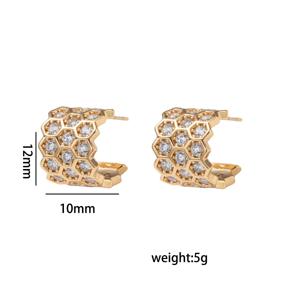 Wholesale Women's Jewelry Set Honeycomb Pattern Light Luxury Style Gold Plated Environmentally Friendly Copper O Word Chain Necklace And Earrings - Image 4