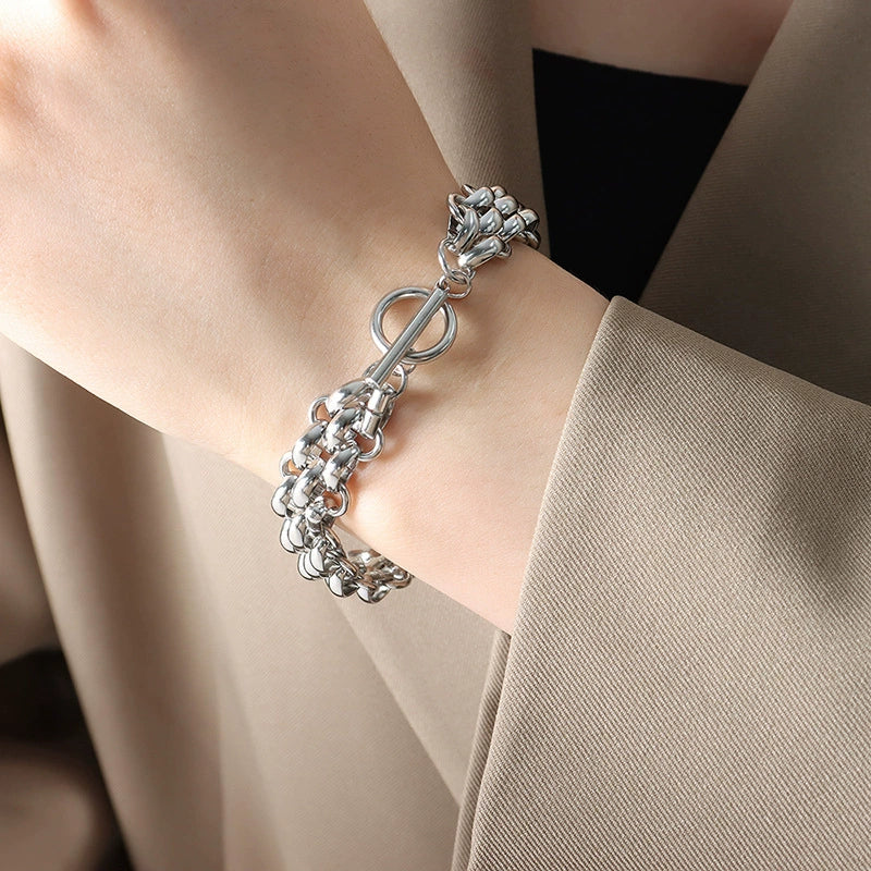 Wholesale Women's Jewelry Set Titanium Steel Gold Plated Buckle Design Necklace And Bracelet - Image 5