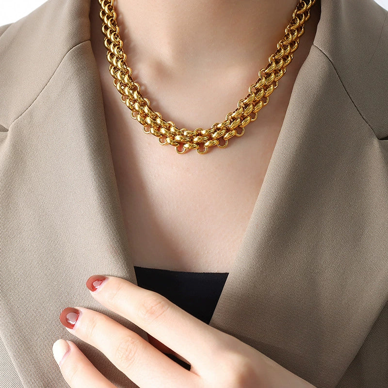 Wholesale Women's Jewelry Set Titanium Steel Gold Plated Buckle Design Necklace And Bracelet - Image 8