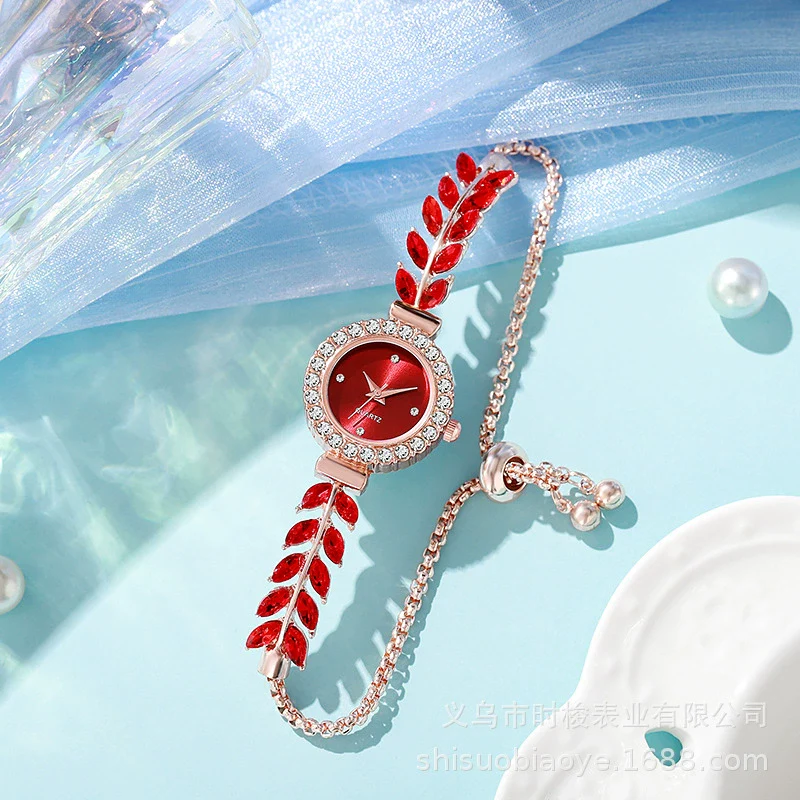 Wholesale Women's Leisure Quartz Watch Alloy Material Round Dial Rhinestone Jewelry - Image 8