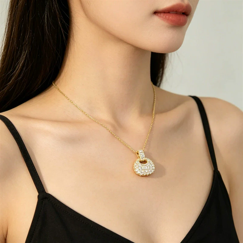 Wholesale Women's Light Luxury Geometric Copper And Zircon Inlaid Pendant Necklace With Real Gold Plating In The Furnace And Cross Chain - Image 3