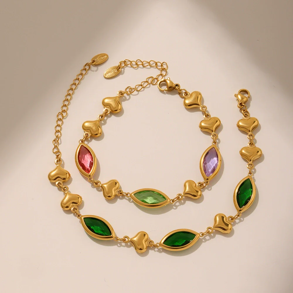 Wholesale Women's Light Luxury Geometric Faceted Glass Stone Hollow Heart Stitching Stainless Steel Goldplated Bracelet - Image 3