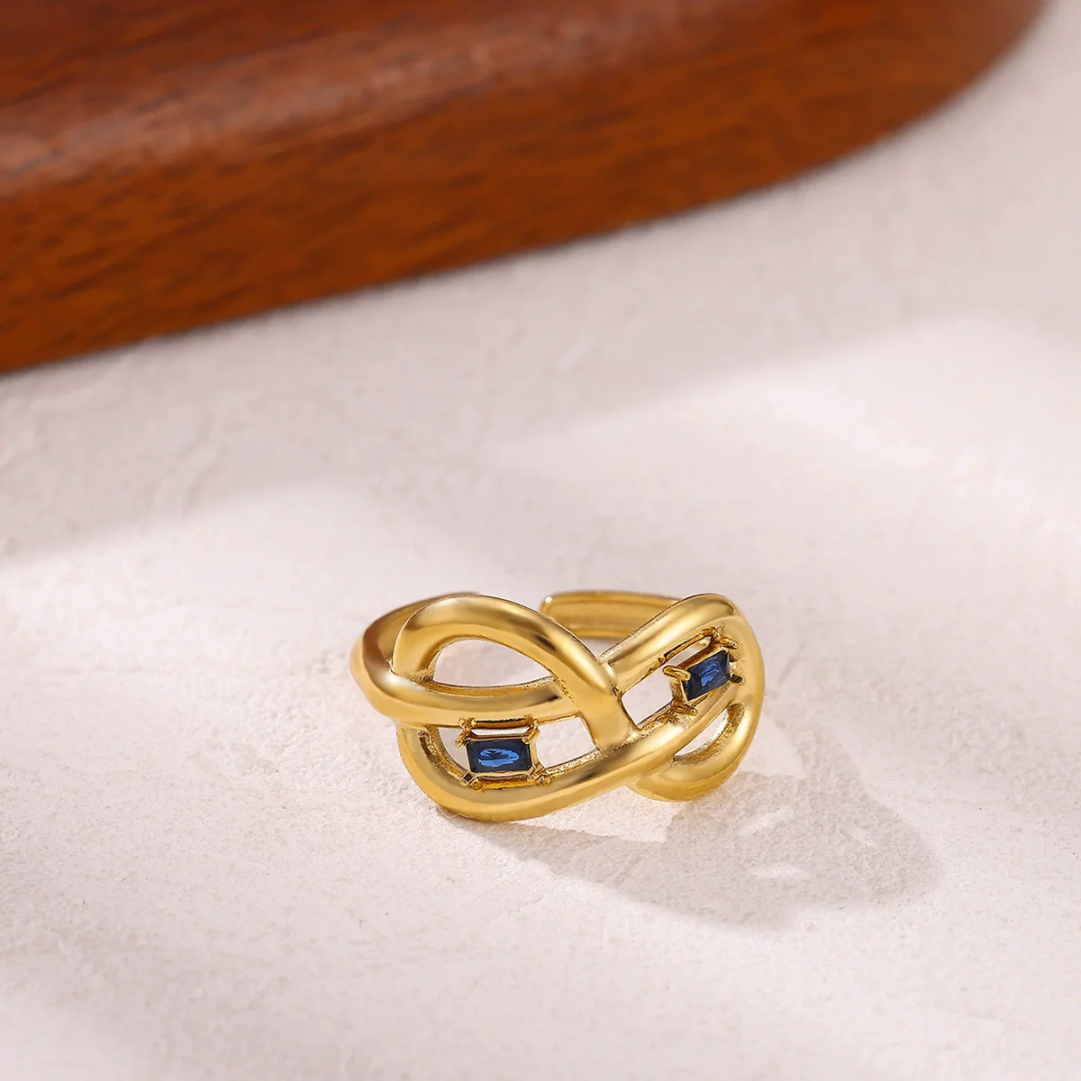 Wholesale Women's Light Luxury Geometric Fruitshaped Stainless Steel Ring Inlaid With Zircon And Gold - Image 2
