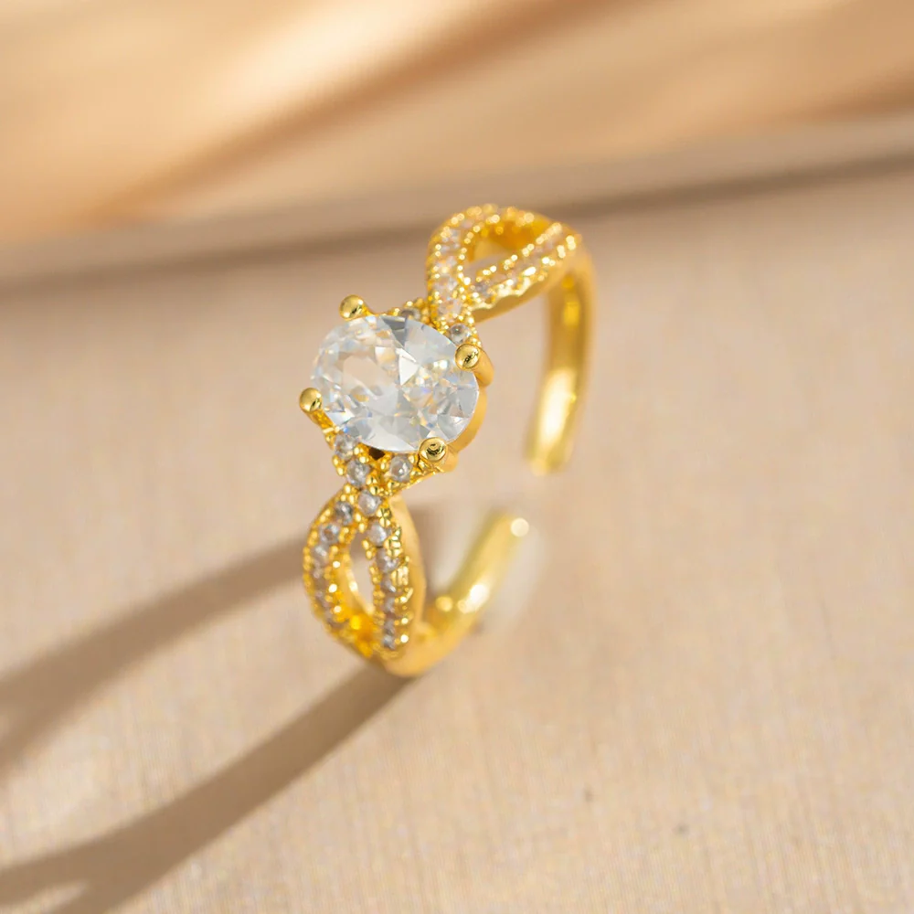 Wholesale Women's Light Luxury Geometric Gold Plated Copper Bowknot Ring With Diamonds - Image 4