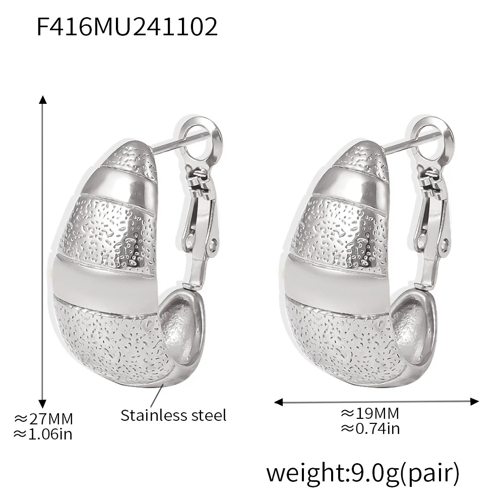 Wholesale Women's Light Luxury Geometric Stainless Steel Crescent Earrings 18K Gold Plated - Image 7