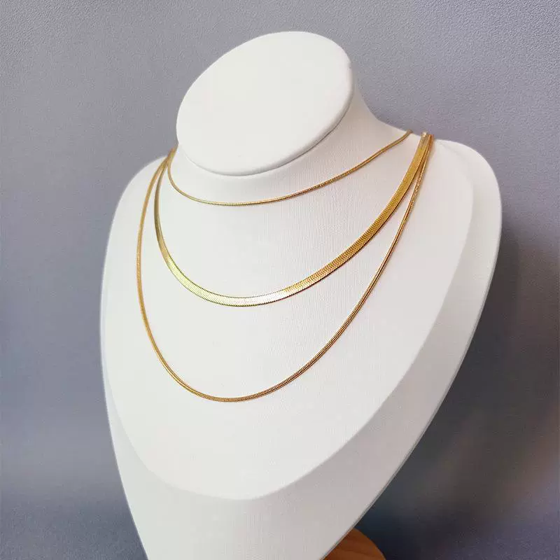 Wholesale Women's Light Luxury Geometric Titanium Steel Necklaces With Electroplating Blade Chain - Image 2