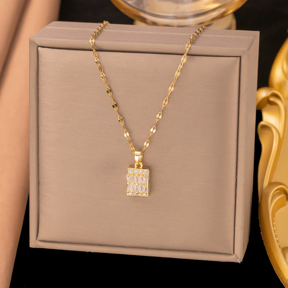 Wholesale Women's Light Luxury Minimalist Heart Shape Copper Electroplated Clavicle Chain Necklace - Image 3