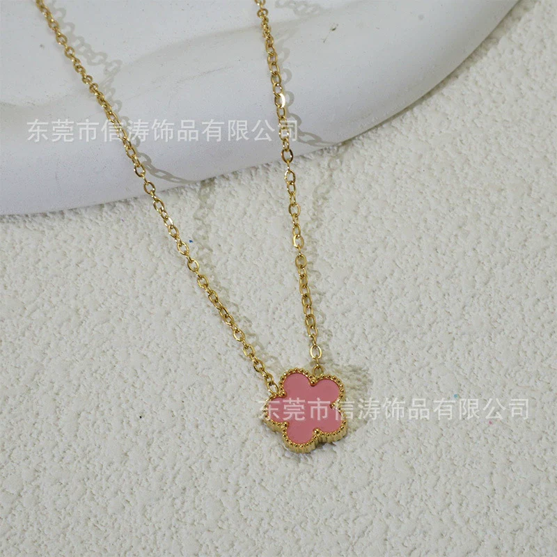 Wholesale Women's Light Luxury Style Stainless Steel And Titanium Steel Electroplated Geometric Five Leaf Clover And Flower Pendant Clavicle Necklace - Image 11