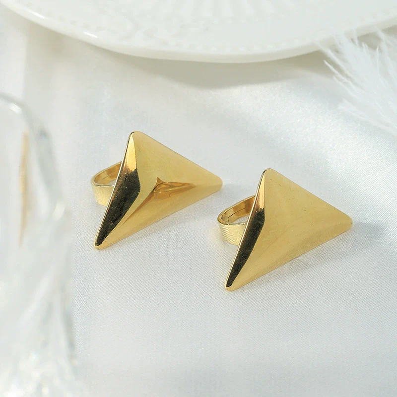 Wholesale Women's Light Luxury Style Stainless Steel Geometric Asymmetrical Triangle Open Ring With Electroplating - Image 3