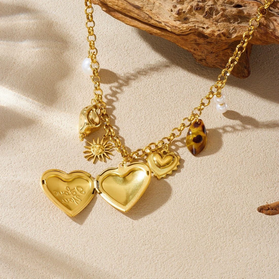 Wholesale Women's Medieval Style Heart Shape Leopard Print Goldplated Stainless Steel Pendant Necklace With O Word Chain - Image 3
