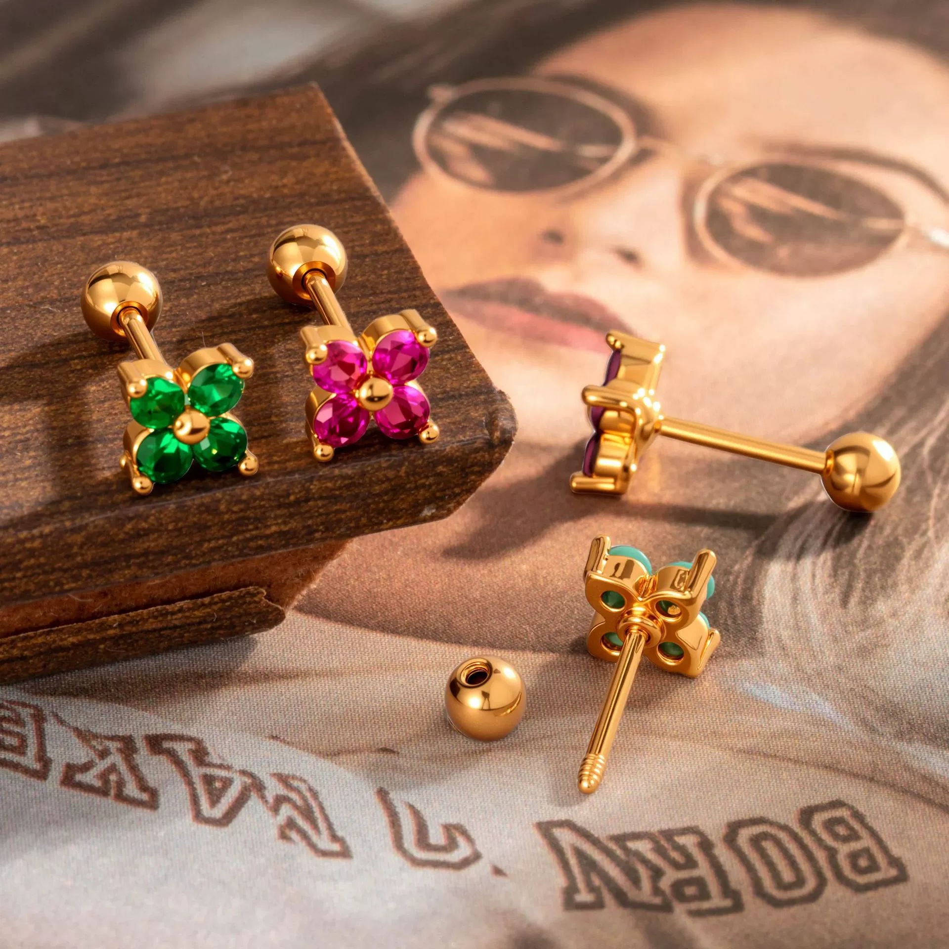 Wholesale Women's Metal Titanium Steel Flower Shape Electroplated Earring - Image 4